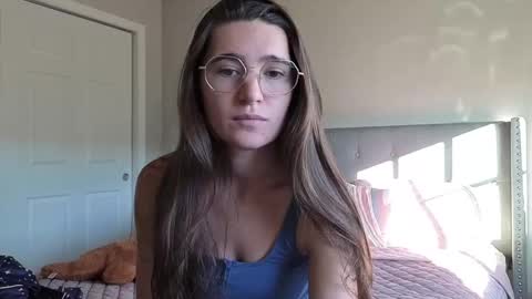 Snapshot of bambifarrina chatting on 11.05.25 bambifarrina online show from 11.05.25