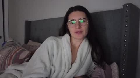 Snapshot of bambifarrina chatting on 11.09.25 bambifarrina online show from 11.09.25