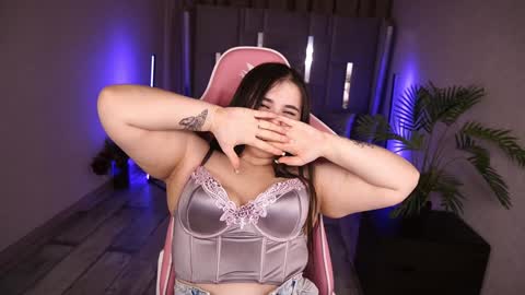 Snapshot of bambiliii chatting on 01.31.25 Bambi online show from 01.31.25