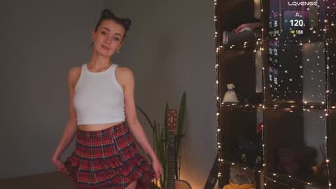 Snapshot of bananya_kitty chatting on 12.27.24 Ellen and online show from 12.27.24