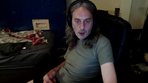 Snapshot of bangintoleather chatting on 07.15.26 bangintoleather online show from 07.15.26