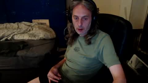 Snapshot of bangintoleather chatting on 07.23.26 bangintoleather online show from 07.23.26