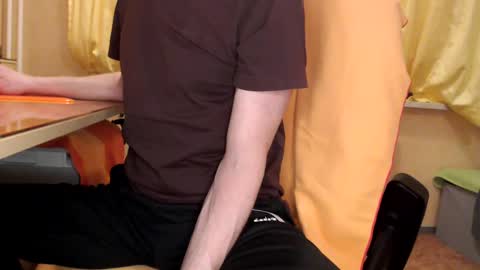       online show from 03.08.25