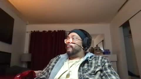 Snapshot of bape69 chatting on 01.12.25 ForskinPapi online show from 01.12.25