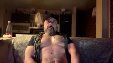 Snapshot of barba71 chatting on 01.31.25 Military man 69 online show from 01.31.25