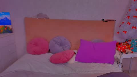 Snapshot of barbara_bb chatting on 01.04.25 Barbie Kim online show from 01.04.25