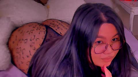 Snapshot of barbara_bb chatting on 01.12.25 Barbie Kim online show from 01.12.25