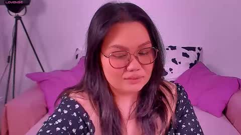 Snapshot of barbara_bb chatting on 10.16.25 Barbie Kim online show from 10.16.25