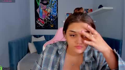 Snapshot of barbara_santiago chatting on 07.18.26 Aisha online show from 07.18.26