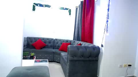 Snapshot of barbaraferrer69 chatting on 12.13.24 BARBARA FERRER online show from 12.13.24