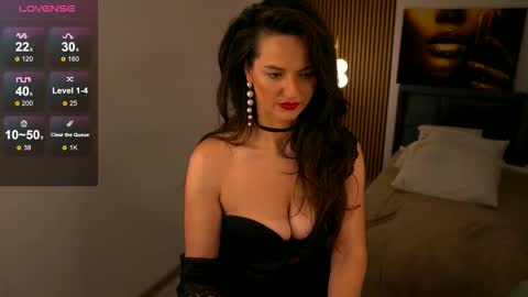 Snapshot of barbaraxoxox chatting on 10.28.25 barbaraxoxox online show from 10.28.25