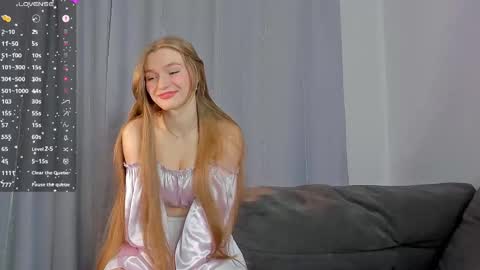 Snapshot of barbbiiedoll chatting on 02.20.25 Kendall online show from 02.20.25