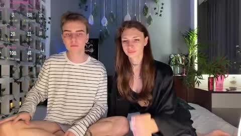 My name is Molly. Please say hello I like talking to you. If you have any wishes or obscene desires please use the tip menu online show from 03.01.25