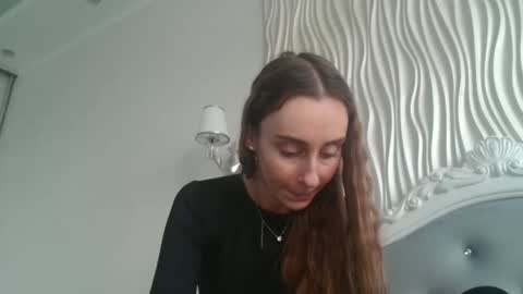 Kate online show from 04.25.26