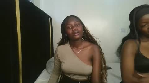 queen online show from 10.12.25