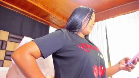 Snapshot of barbiekano chatting on 11.22.25 barbiekano online show from 11.22.25