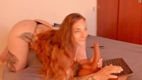 Snapshot of barbiieroberts chatting on 07.12.26 B A R B I E R O B E R T S online show from 07.12.26