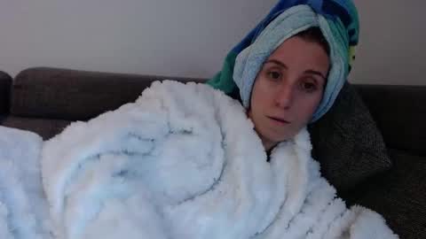 Lena online show from 04.23.26