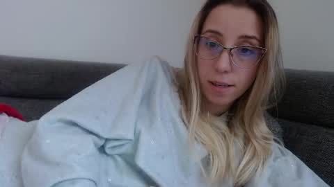 Lena online show from 04.27.26