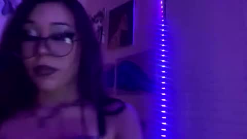 Snapshot of baristaakylee chatting on 02.09.26 Honey online show from 02.09.26