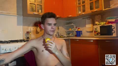 Snapshot of barney_kevin chatting on 12.01.24 Fansly Barney and Kevin T online show from 12.01.24