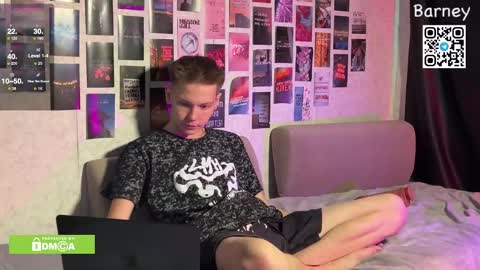 Snapshot of barney_kevin chatting on 09.30.25 Fansly Barney and Kevin T online show from 09.30.25