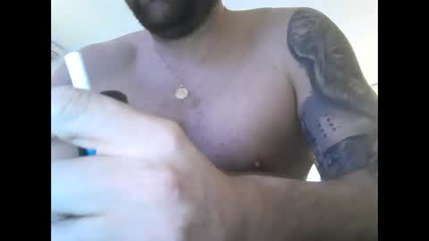 Snapshot of barrias23 chatting on 12.16.25 barrias23 online show from 12.16.25