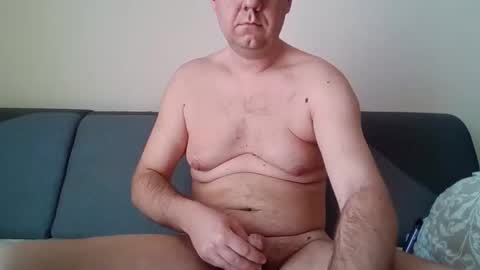 Snapshot of bartek4100 chatting on 03.23.26 bartek4100 online show from 03.23.26