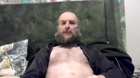 Snapshot of basiccamguy chatting on 03.04.26 basiccamguy online show from 03.04.26