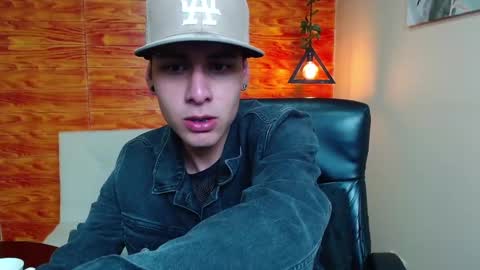 Bastian online show from 01.04.25