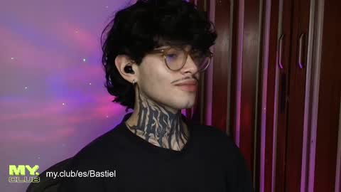 Snapshot of bastiel_ chatting on 03.18.26 Bastiel online show from 03.18.26