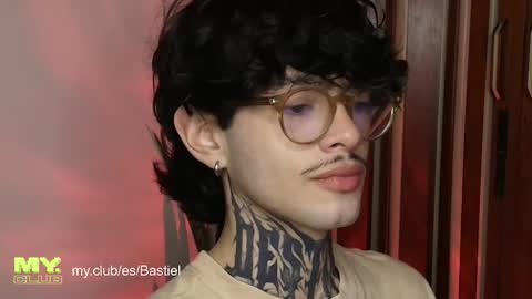 Snapshot of bastiel_ chatting on 03.21.26 Bastiel online show from 03.21.26