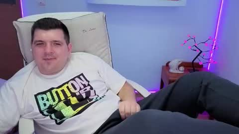 Snapshot of basystem8 chatting on 10.22.25 BASY online show from 10.22.25