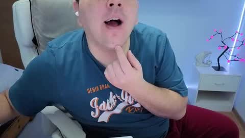 Snapshot of basystem8 chatting on 11.06.25 BASY online show from 11.06.25