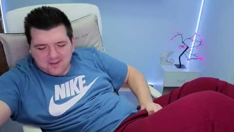 Snapshot of basystem8 chatting on 11.11.25 BASY online show from 11.11.25