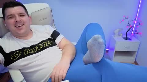 Snapshot of basystem8 chatting on 11.27.25 BASY online show from 11.27.25