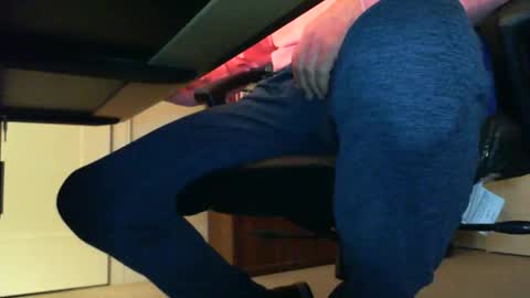 Snapshot of batebro13 chatting on 11.23.25 BateBro13 online show from 11.23.25