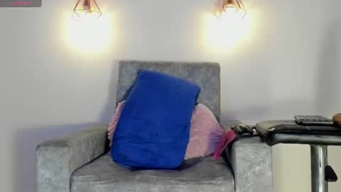 Snapshot of battista_turner chatting on 06.27.26 battista online show from 06.27.26