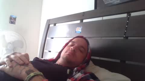 Snapshot of battlewolfxx chatting on 12.12.24 battlewolfxx online show from 12.12.24