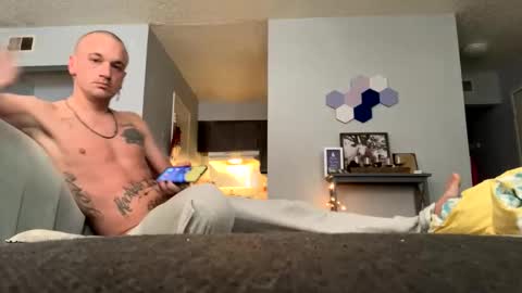 Snapshot of battlewolfxx chatting on 11.10.25 battlewolfxx online show from 11.10.25