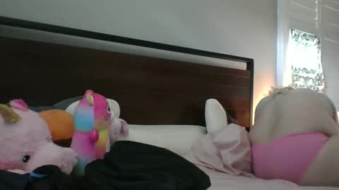 BjBambi online show from 10.17.25