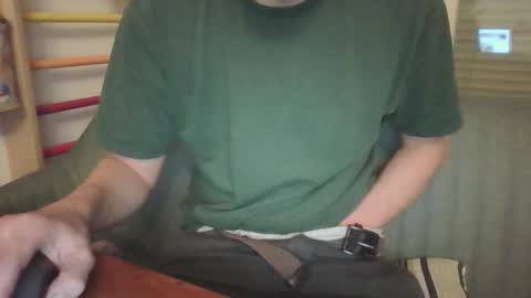 Snapshot of bayern_xl chatting on 12.22.25 bayern_xl online show from 12.22.25