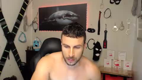 Snapshot of bayron_fiit chatting on 05.25.26 Bayron Rodriguez online show from 05.25.26
