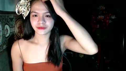 Snapshot of bb_alina chatting on 12.17.25 BB Alina online show from 12.17.25