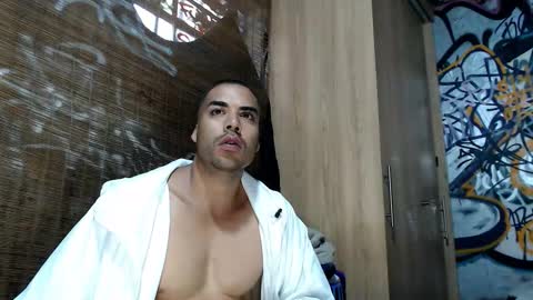 Snapshot of bbc_monster1 chatting on 11.20.25 Justin online show from 11.20.25