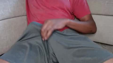 Snapshot of bbd4chicas chatting on 10.28.25 bbd4chicas online show from 10.28.25