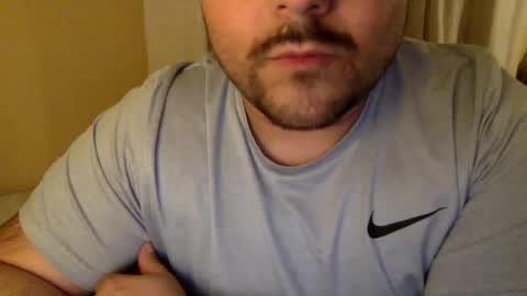 Snapshot of bbry10 chatting on 01.07.25 Latino B-Ray online show from 01.07.25