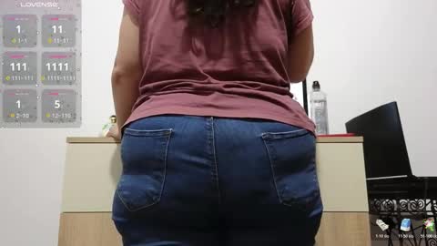 Snapshot of bbw_milf_4u chatting on 11.01.25 Emma online show from 11.01.25