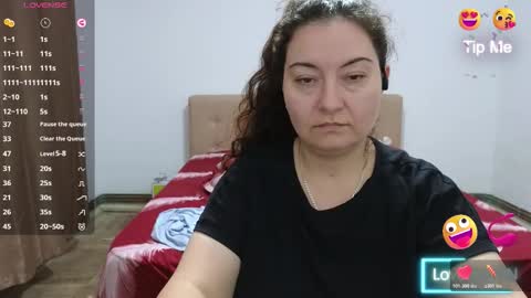 Snapshot of bbw_milf_4u chatting on 12.20.25 Emma online show from 12.20.25