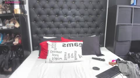 LoveDirtyPlay online show from 01.25.25